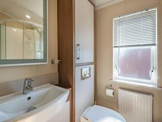 Buff Lake - Uk37725 - Ingoldmells - 3