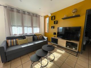 EXPLORE THE WORLD3 Enfants gratuits - Perpignan - 0
