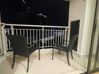 Staycation with Private Jacuzzi @ KL Downtown 1711 - Kuala Lumpur - 5