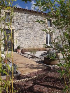 Au Domaine du Petit Cercoux - Saint-Saturnin-du-Bois - 1