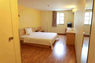 7Days Inn Changsha Wuyi Avenue Yunajialing Metro Station - Changsha - 7