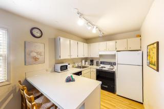 Edelweiss Ski-In-N-Out & Unwind on Picabo St - 7