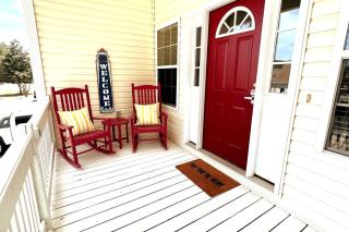Walk to the Beach-Sleeps 10 and Golfcart - 8