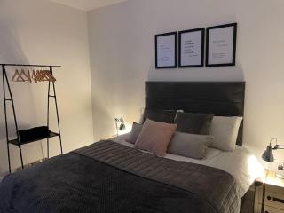 Hill Garth Cottage - Luxury 2 Bed with Wood Burning Hot Tub - Wooler - 8