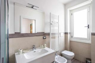 Milano City Apartments - Parking and Comfort - Spacious Apt up to 8 Pax - Milano - 1
