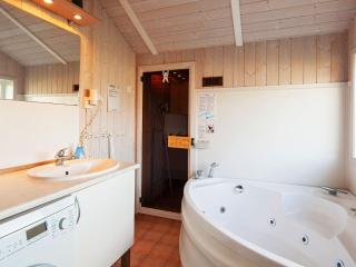 Three-Bedroom Holiday home in Grömitz 4 - Grömitz - 5