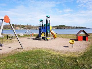 8 person holiday home in BERGKVARA - 2