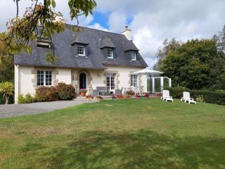 Breton cottage in a quiet location with fireplace, Plouenan - Plouénan - 9