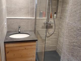 Appartement rénové · Au pied des pistes · Val d'Isère · Balcon · Parking · Jusqu'à 5 pers - FR-1-518-127 - 3