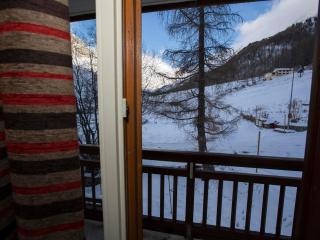 Charmant Appartement Rénové · Séjour avec WiFi · Accès Direct aux Pistes · Val-d'Isère - FR-1-518-124 - Val dʼIsère - 1