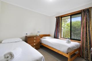 Deppelers - Lakes Entrance - 4