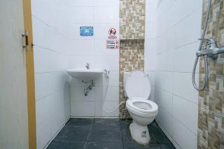 RedDoorz near Ekowisata Mangrove Belawan Medan - Belawan - 2