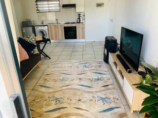 The Parks Airport Apartment - Boksburg - 0