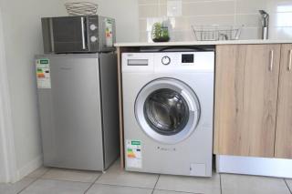 The Parks Airport Apartment - Boksburg - 3