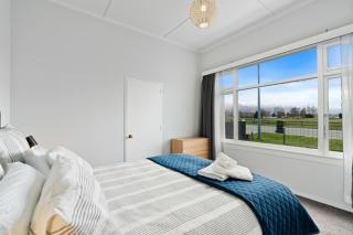 Lake Dunstan Cottage - Cromwell Holiday Home - Cromwell - 3