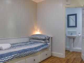 Rascal's Rest - Whitby - 3