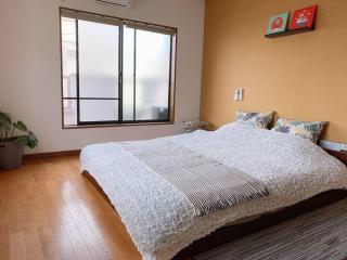 Guest House TIHARU 6bedrooms12people max and Straight to USJ and Near the hot spring - Osaca - 5