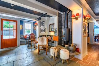 The Running Horse - Winchester - 2