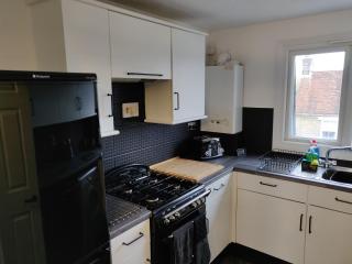 Whitehouse Holiday Lettings - Luxury Serviced Properties in St Neots, Little Paxton and Great Paxton - St. Neots - 1