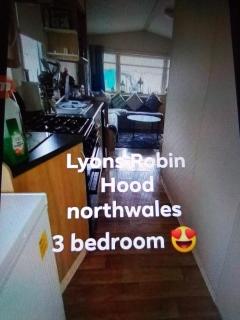 Deluxe 3 bedroom Lyons Robin hood oaklands with free wifi free sky - Meliden - 5