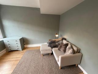 Fab Stay UK - Coastal and Country Retreat with free secure off road parking minutes from both Dover and Deal - 8