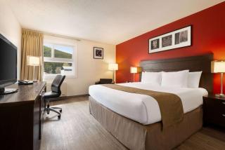 Travelodge by Wyndham Blairmore - Blairmore - 4