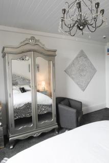 Ugthorpe Lodge Hotel - Whitby - 1