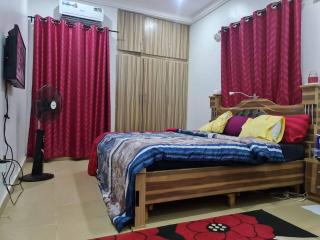 Smart 3 bed apartment with fast Wi-Fi & 24hr light - Abuja - 7