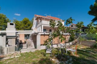 Beachside Villa Marko - Milna - 4