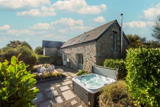 The Haybarn - Mousehole - 0