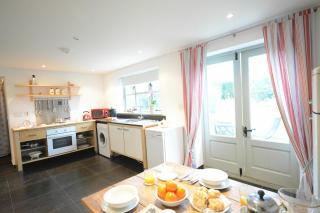 1 Grange Cottages, Westleton - 7