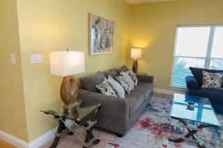 Very Nice 3BR 2BA Balcony & Peaceful Neighborhood -H- - Moss Point - 2