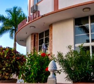 Mantell Plaza Apartments - 5