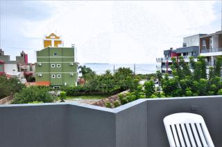 Residencial Melfi 2 Apartamento com Piscina - Bombinhas - 1