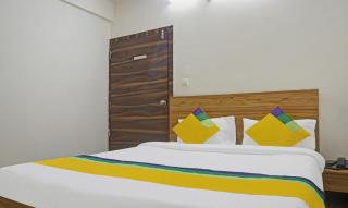 Itsy Hotels AY Plus Hotels - Kharadi - 4