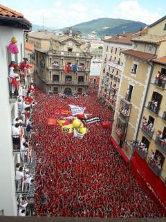 Atico en la Plaza del ayuntamiento - Pamplona - 0