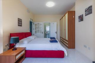 Fantastic 3 Bedroom Duplex Penthouse with Terrace - Sliema - 2