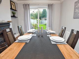 Cosy 3 bed with Parking- Family and Contractors - Birmingham - 8