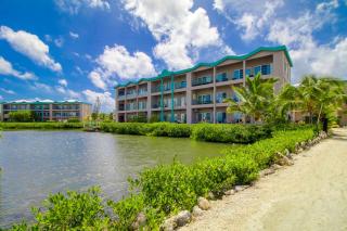 Suite H301 @ Mara Laguna - San Pedro - 4
