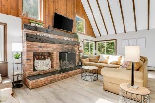 Rocky Red - Bromley Village - 8