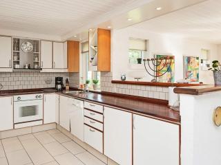 8 person holiday home in Glesborg - Glesborg - 8