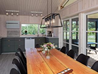 8 person holiday home in Væggerløse - Marielyst - 1