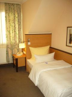 Hotel Gasthof Vogelsang - Zellingen - 1