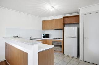 Apartment 36 Pacific Apartments - Lorne - 5