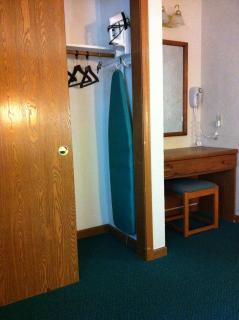 East Street Inn & Suites - Tipton - 2