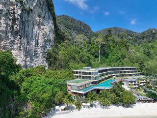 Phi Phi Cliff Beach Resort - Phi Phi Don - 0