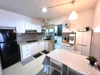 Naura Homestay Selangor Kuala Lumpur - Batu Caves - 6