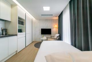 Urbanstay Jeju Airport - 3