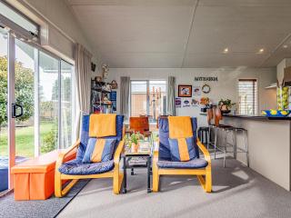 Alpine Way Cottage - Ohakune Holiday Home - 5