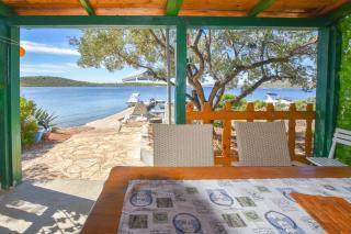 House Vagabond - Tkon - 9